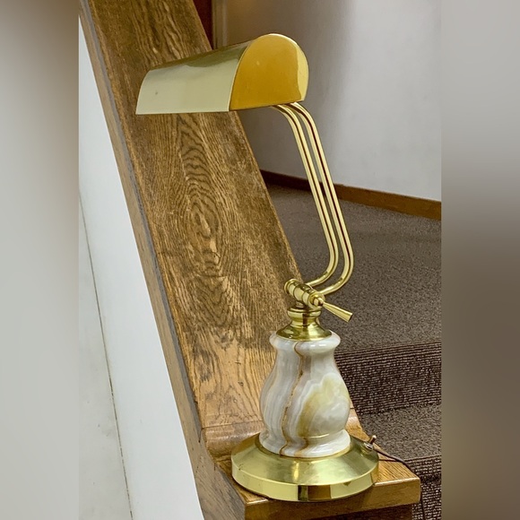 Mid Century Vtg House of Troy Solid Articulating Banker’s Piano Desk Lamp - Picture 7 of 16